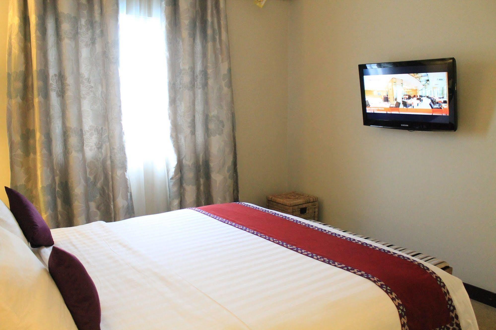 Swiss-Belinn 庞卡兰布翁 外观 照片