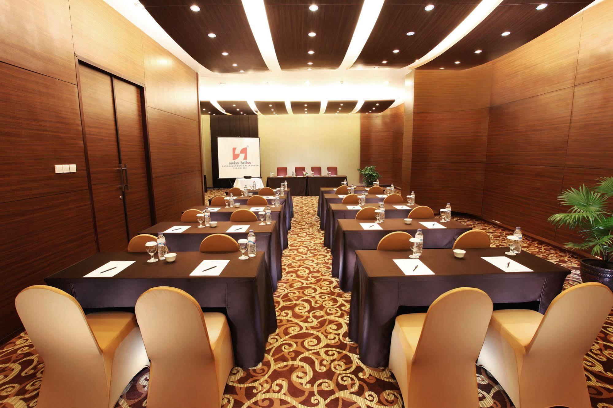 Swiss-Belinn 庞卡兰布翁 外观 照片